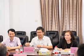 说明: J:\5.伟德国际（2022年11月始）\照片\【20230322】新西兰怀卡托大学一行调研公司\OK\_DSC6403-opq389107380.jpg